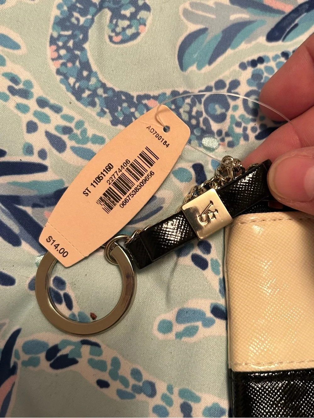 Victoria's Secret Black/Beige Colorblock Zip-Around Wallet Bow Keychain Card